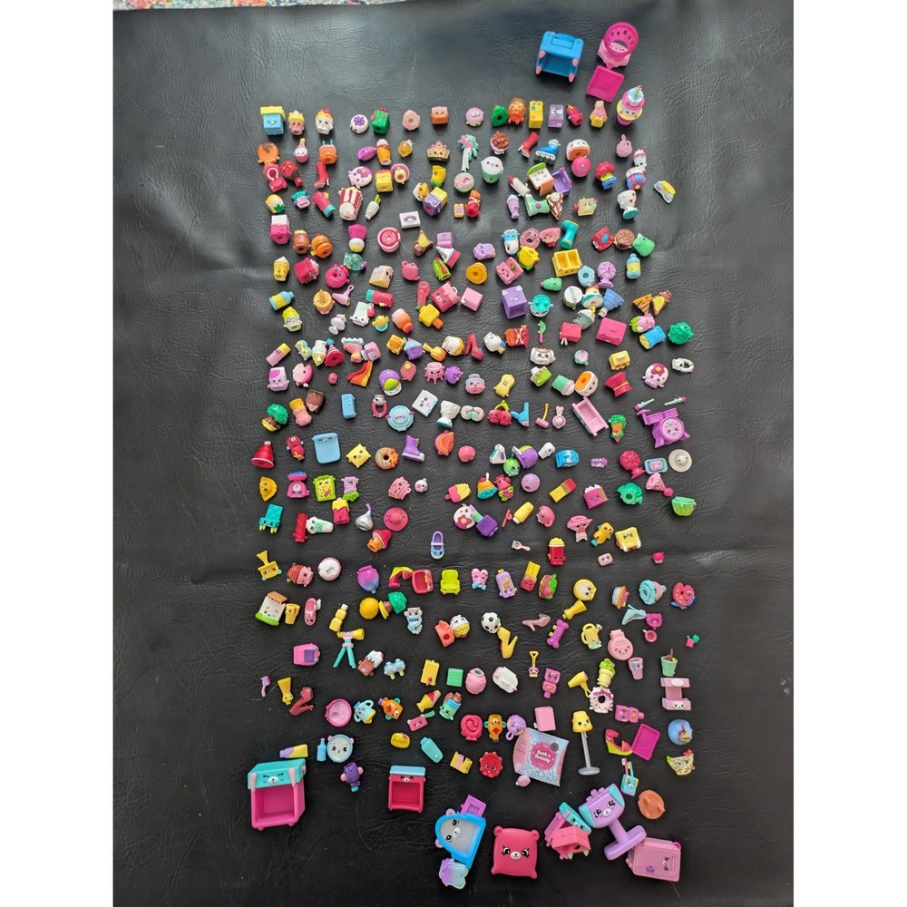 Large Lot 300 + Shopkins Moose Toys Mixed Bulk Mini Figures
